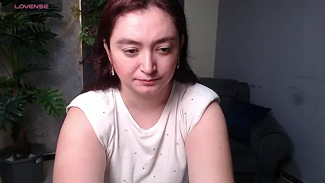 Anaa Rose online show from July 11, 2026, 1:47 pm
