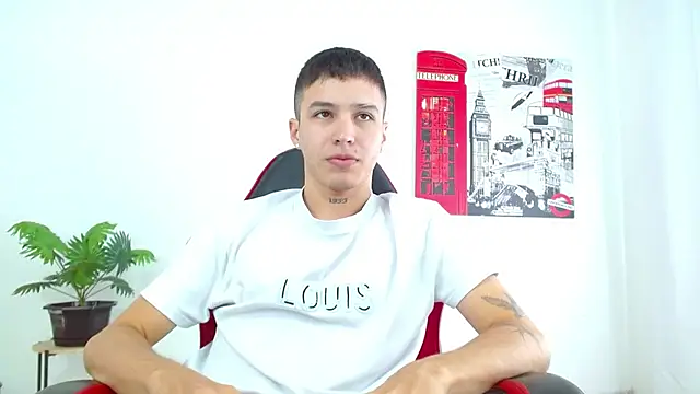 Cumandres18 online show from November 26, 2025, 2:40 pm