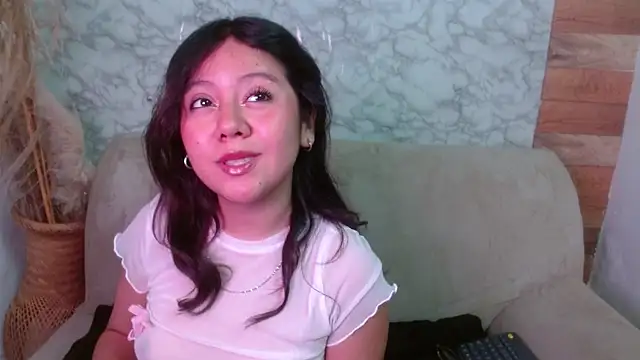 catalina santana20 online show from October 12, 2025, 2:16 pm