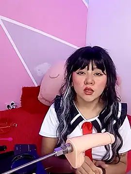 catalina santana20 online show from March 8, 2026, 4:55 pm