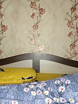 Shiny HOT01 online show from November 8, 2025, 6:51 pm