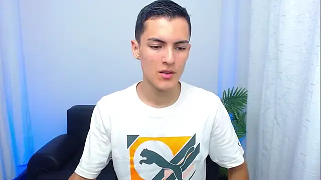 Matiius18 online show from January 9, 2026, 2:09 pm