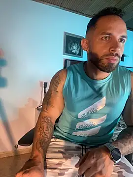 mason fit online show from October 8, 2025, 4:37 pm