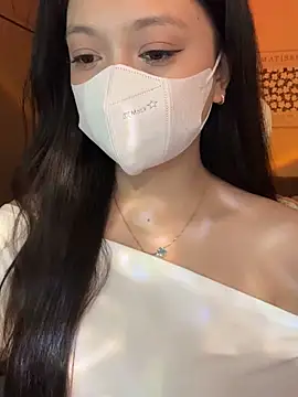 Snapshot of Nana_kute20 chatting on November 11, 2025, 7:19 am Nana kute20 online show from November 11, 2025, 7:19 am