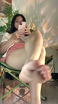 zhizhinaigai online show from March 25, 2026, 4:51 am