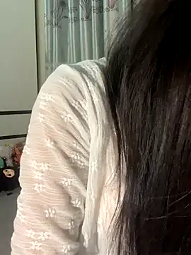 Dior baby online show from September 15, 2025, 5:40 am