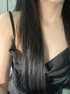 Dior baby online show from September 18, 2025, 4:58 am