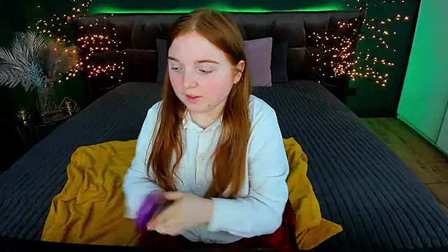 KattyRose8 online show from September 23, 2025, 12:08 pm