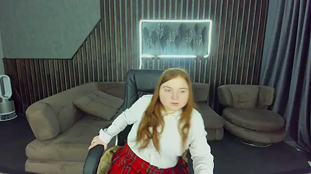 KattyRose8 online show from November 5, 2025, 6:35 am