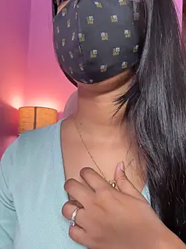 Neha18 online show from May 3, 2026, 9:26 am