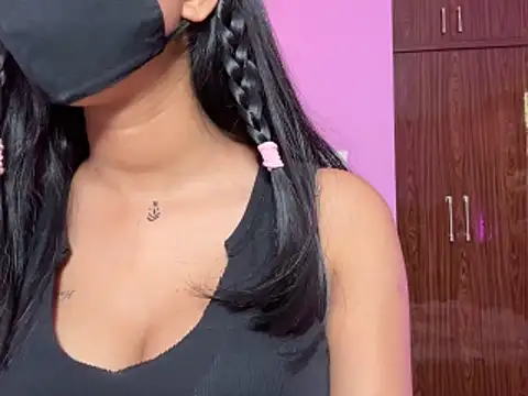 Neha18 online show from June 5, 2026, 11:16 am