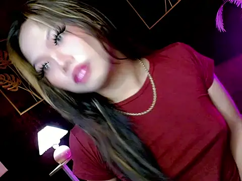 Snapshot of cassielily chatting on June 3, 2026, 12:30 pm cassielily online show from June 3, 2026, 12:30 pm