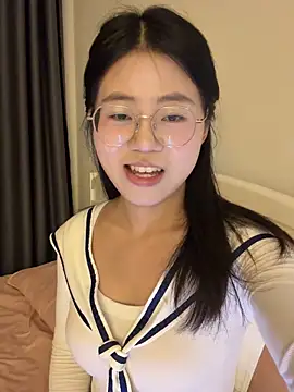 Ella-A9 online show from September 14, 2025, 2:49 pm