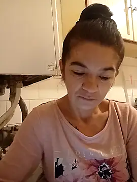 Snapshot of alinaalinutzq chatting on November 29, 2025, 5:21 am alinaalinutzq online show from November 29, 2025, 5:21 am