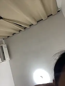 MengMeng0515 online show from November 29, 2025, 3:26 pm