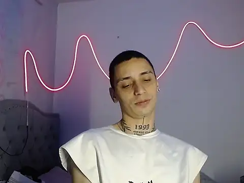 xalejo max online show from September 27, 2025, 9:20 pm