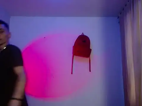 xalejo max online show from October 10, 2025, 9:03 pm