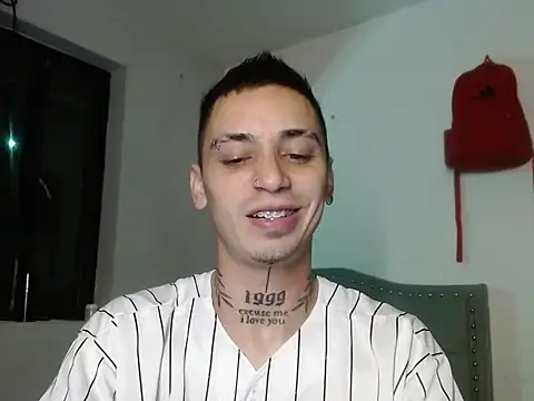 xalejo max online show from October 19, 2025, 11:05 pm