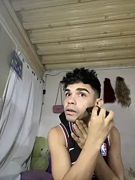 Violet Dream2 online show from April 23, 2026, 12:12 am