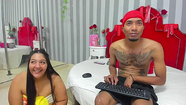 CaroyAndy online show from April 23, 2026, 12:29 pm