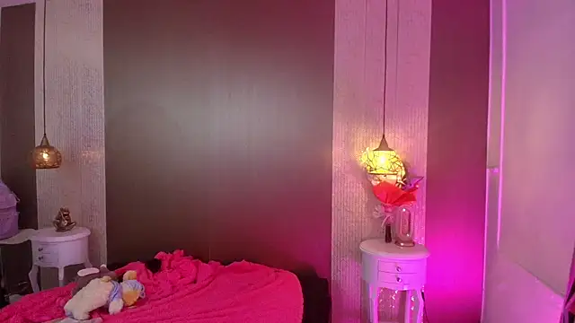 Tiifany Baker online show from June 4, 2026, 11:27 am