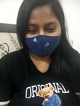 Snapshot of Shy_Peehu chatting on January 7, 2026, 12:02 am Shy Peehu online show from January 7, 2026, 12:02 am