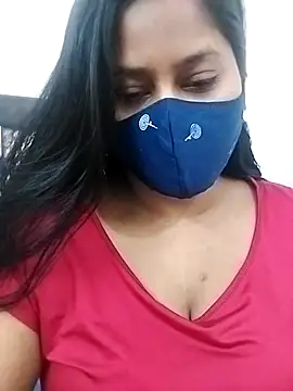 Snapshot of Shy_Peehu chatting on April 7, 2026, 9:04 pm Shy Peehu online show from April 7, 2026, 9:04 pm