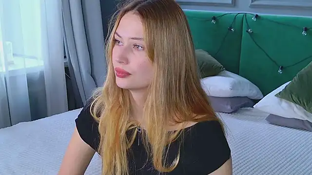 Sofii Ly online show from September 16, 2025, 6:14 am