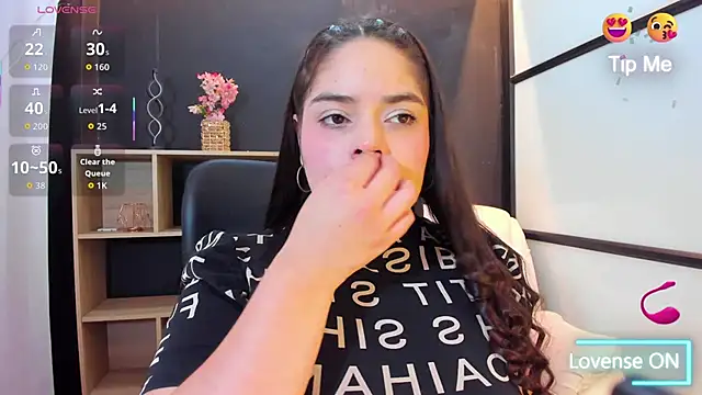 sunnypaytton online show from September 19, 2025, 12:39 pm