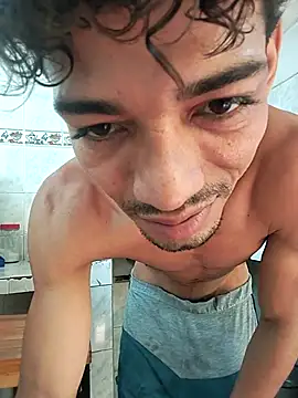 Brayanellatino online show from April 20, 2026, 3:15 pm