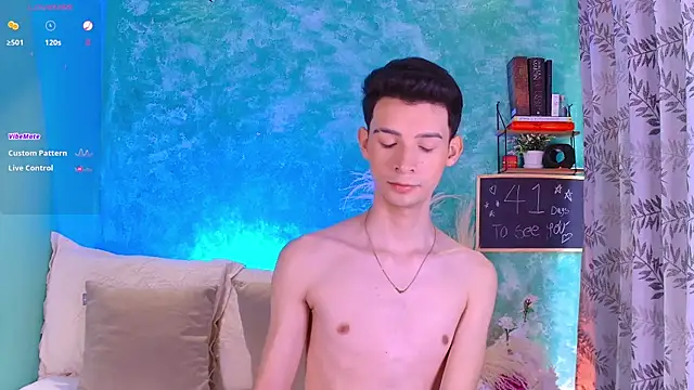 VicenteFerrer online show from September 13, 2025, 3:12 pm