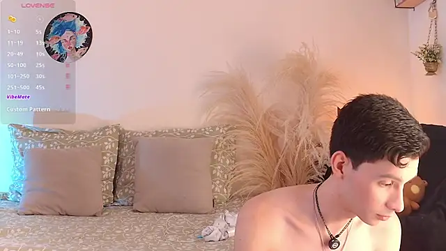 VicenteFerrer online show from July 16, 2026, 2:01 pm