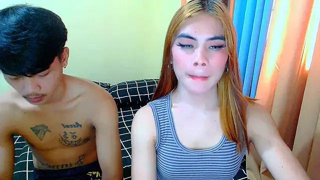 mikhaylahanderson online show from October 14, 2025, 4:35 am