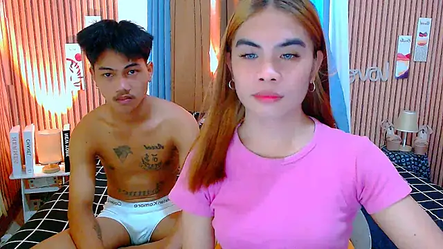 mikhaylahanderson online show from November 16, 2025, 4:40 am