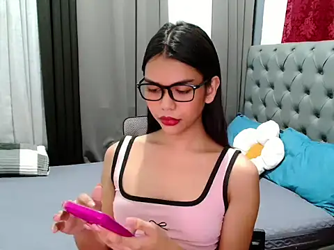 kitelpery 03 online show from March 15, 2026, 2:12 pm