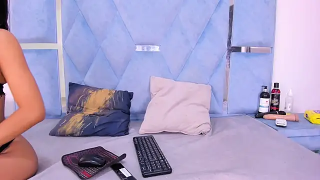 DaylesAndHarry online show from September 25, 2025, 12:42 pm