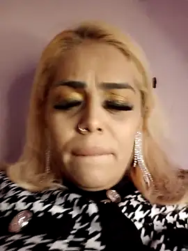 izauri2025 online show from October 30, 2025, 9:15 pm