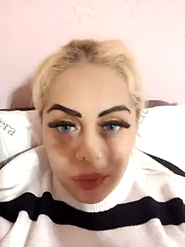 izauri2025 online show from November 26, 2025, 7:48 pm