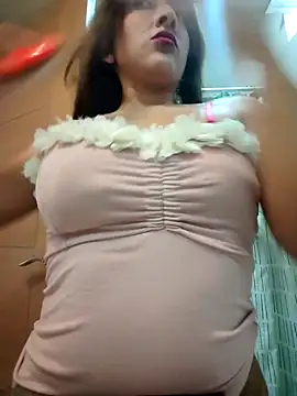 airamoon online show from September 24, 2025, 5:49 pm