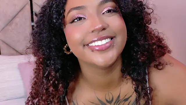 Cristal-Jonnes online show from March 17, 2026, 3:55 am