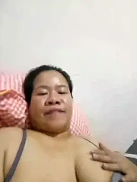 AsianbouncieGIRL online show from June 6, 2026, 5:12 am