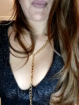 Viola3102 online show from March 3, 2026, 9:10 pm