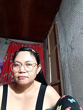 Everleigh mom online show from October 15, 2025, 10:32 pm