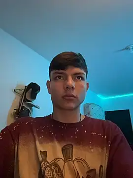 alandelrey57 online show from October 29, 2025, 5:10 am