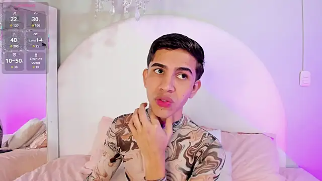 JoshuaSanzz online show from October 24, 2025, 3:36 am