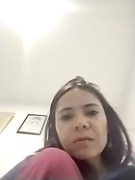 Cami Konor online show from October 20, 2025, 3:40 am