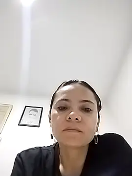 Cami Konor online show from October 27, 2025, 9:19 pm