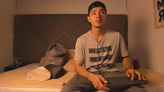 andrew colleman online show from September 11, 2025, 2:44 am