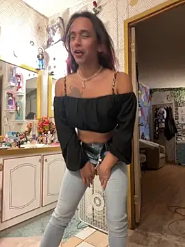 TranSexualJade95 online show from September 15, 2025, 6:13 am