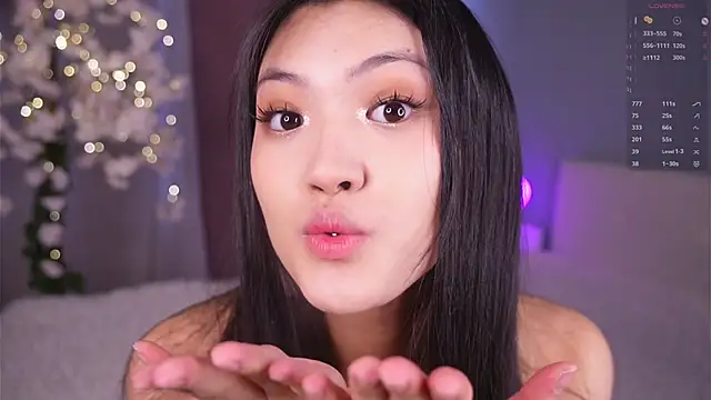 FancyEsten online show from March 19, 2026, 9:13 am